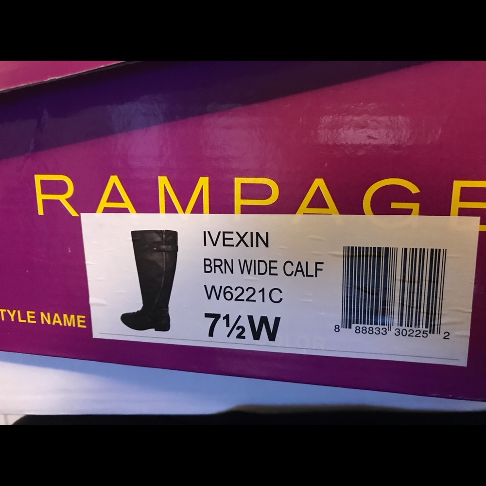 Women’s boots size 7/5